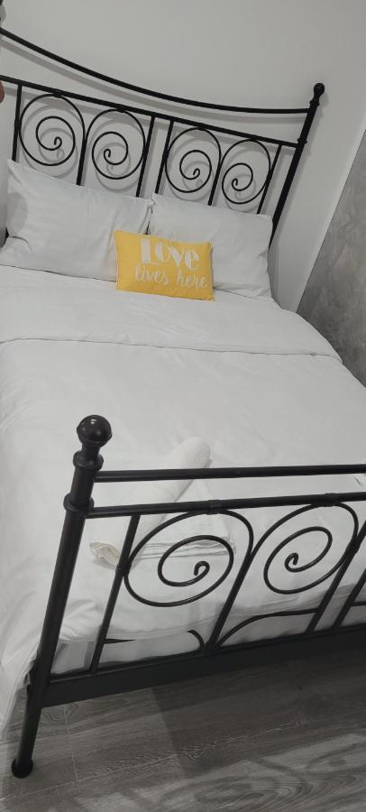 Andi 2-Apartament Băile Herculane Zewnętrze zdjęcie
